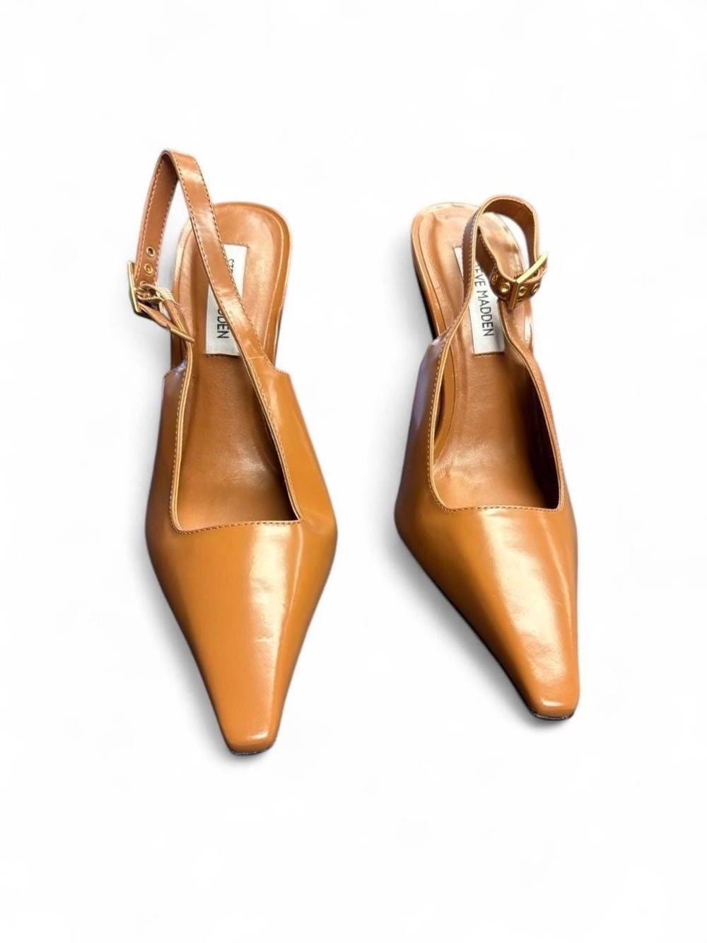NWOB genuine leather camel Steve Madden slingbacks with gold heel 8.